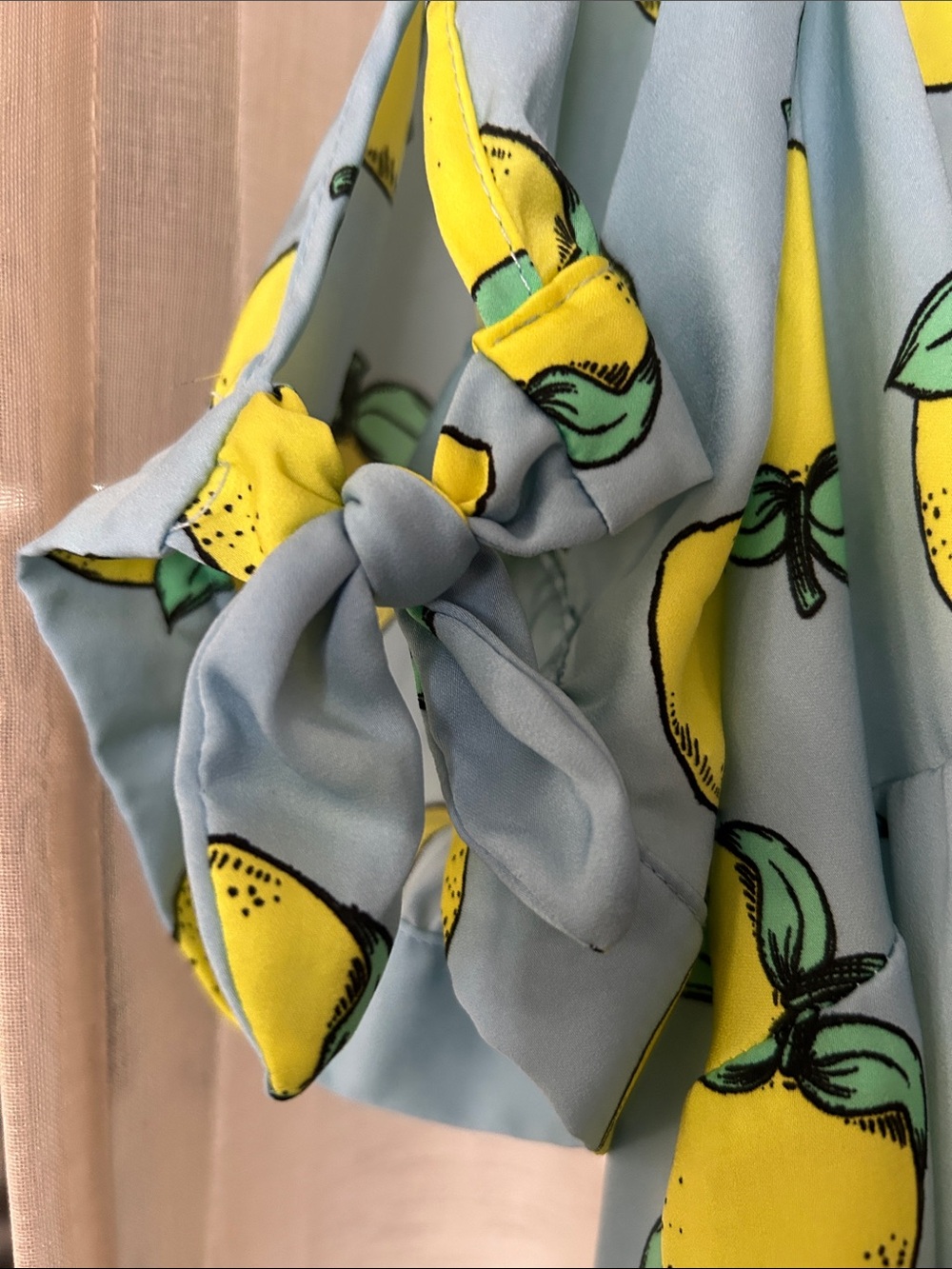 Lemon blouse, tie sleeves, 2x